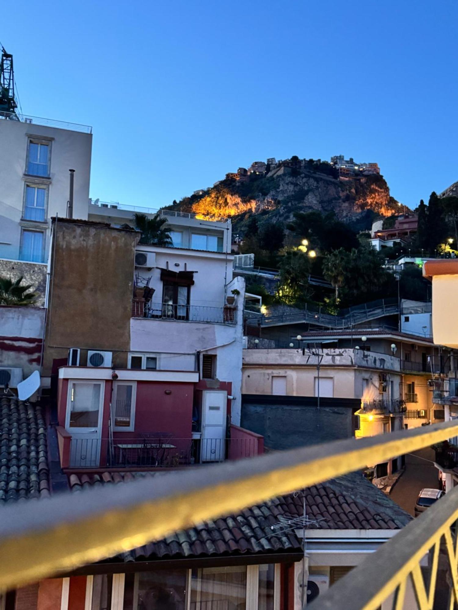 Stay In Center Tao Apartments Taormina Exterior foto