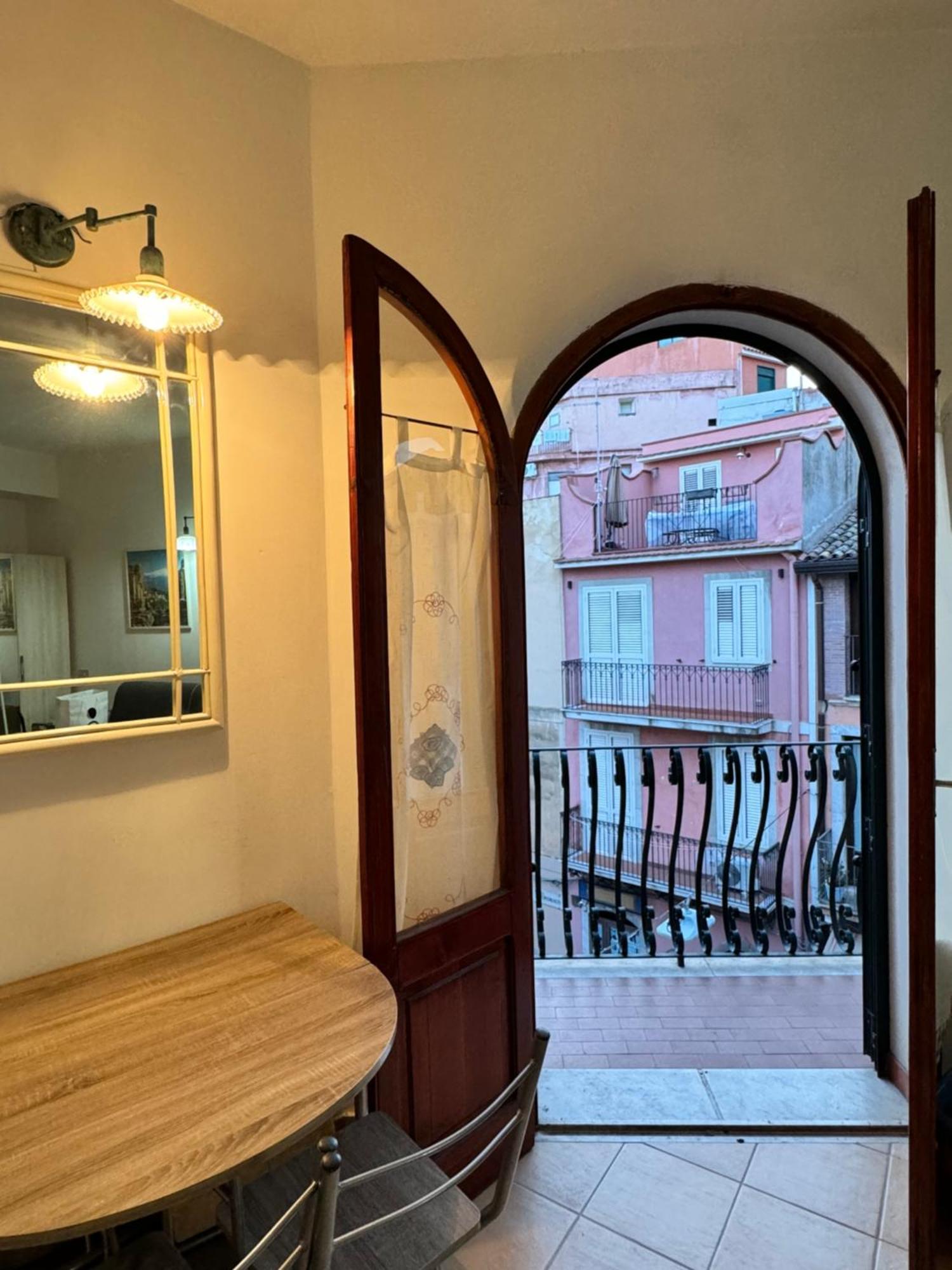 Stay In Center Tao Apartments Taormina Exterior foto